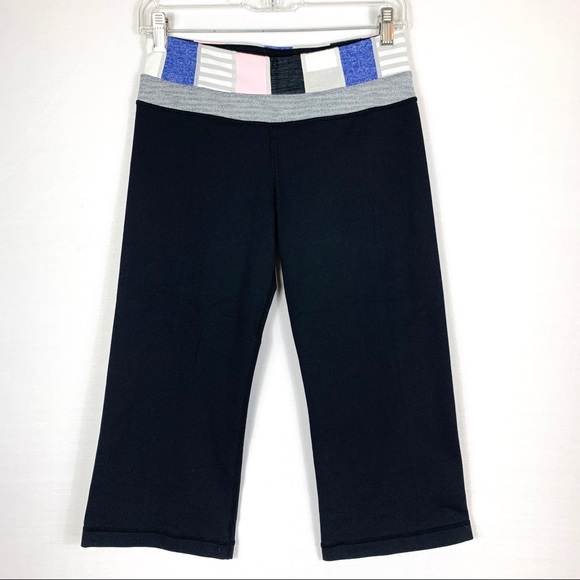 Lululemon Groove Crop - Picture 2 of 7